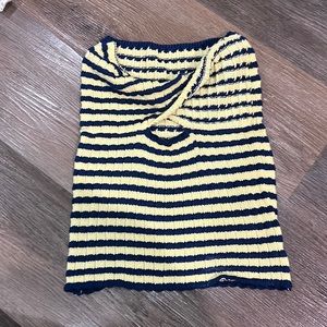 Front twist tube top